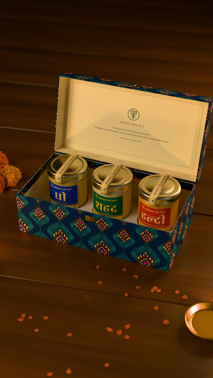 The Mor-pankh gift box, open, with three jars