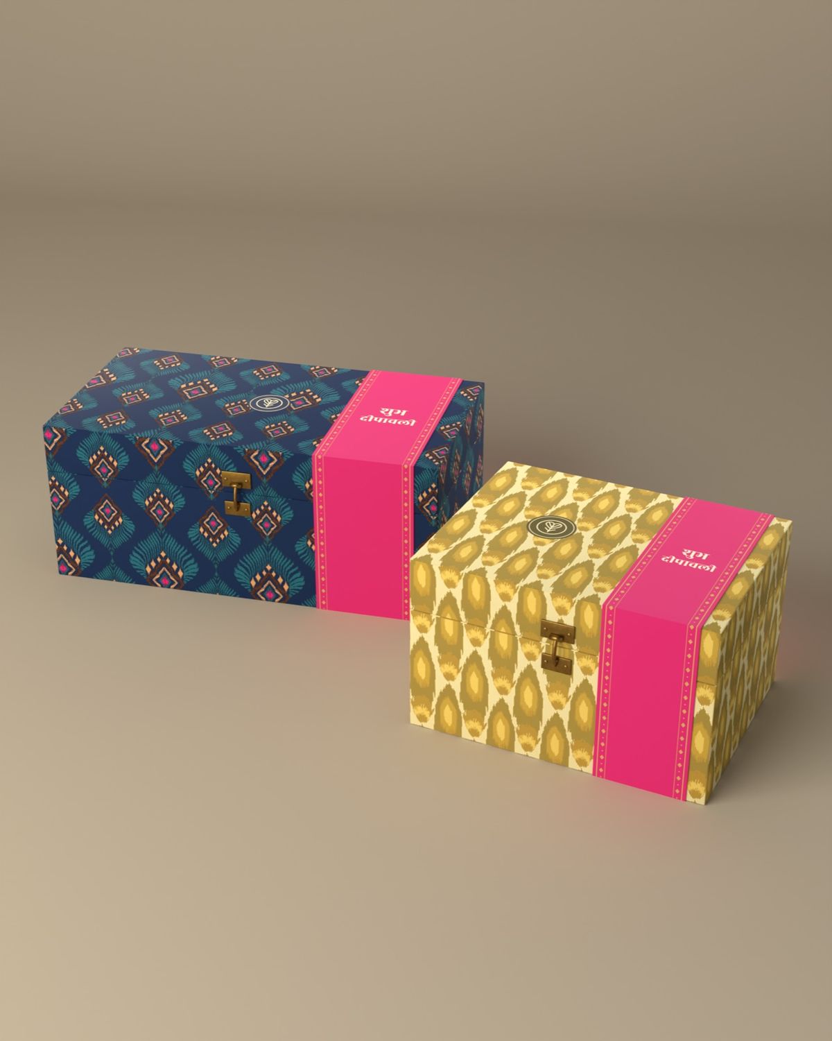Mor-pankh and Jyoti gift boxes, closed, with the Rani band
